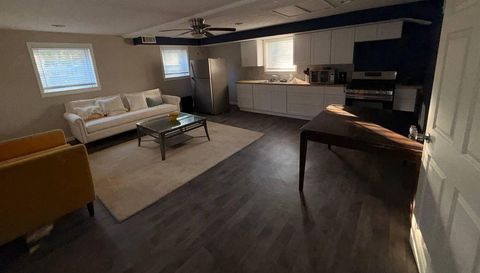 2940 Benjamin E Mays Dr SW