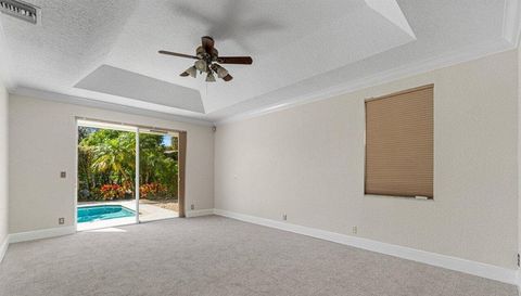 6135 Vista Linda Lane