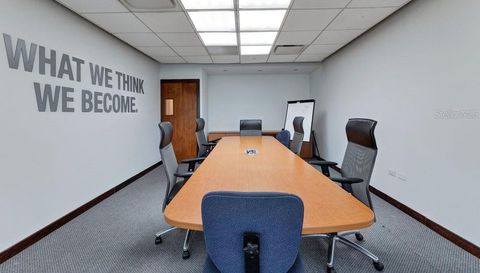 207 Calle Del Parque