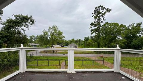 8105 Parker Rd