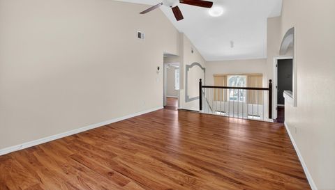 2727 RUNNING SPRINGS LOOP