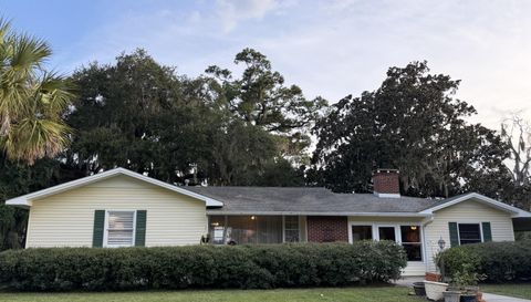 809 Fort King George Dr