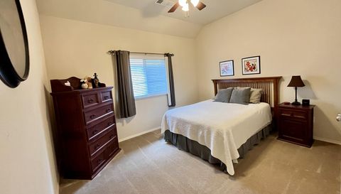 1105 Prairie Heights Dr