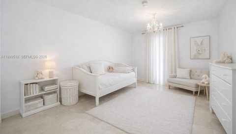 1413 Sunset Harbour Dr