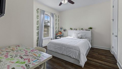 8424 Alberata Vista Dr