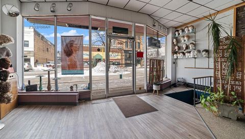 1920 W Superior Street