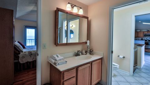 2715 N Ocean Shore Blvd