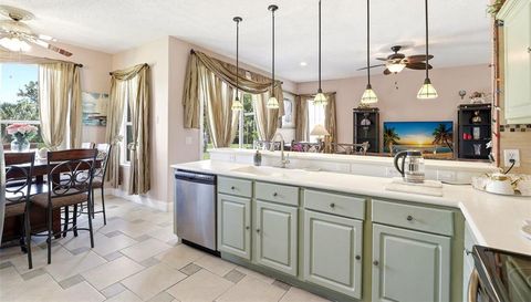 824 LAKE BISCAYNE WAY