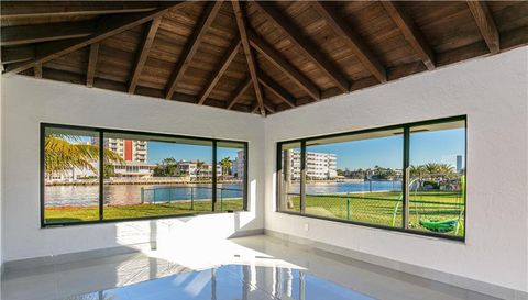 631 Palm Dr