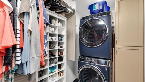 2957 Coral Strip Pkwy