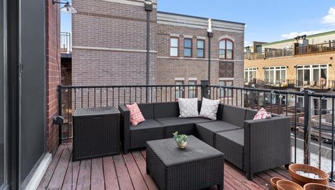 2314 W Wabansia Avenue