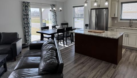 23589 Laurel Glen Ave 29