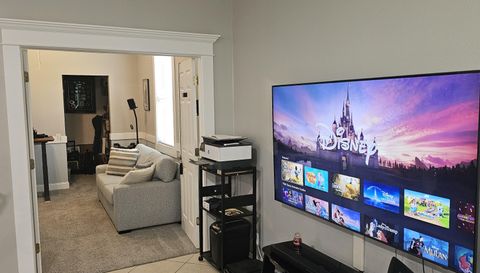 1884 Coconut Palm Cir