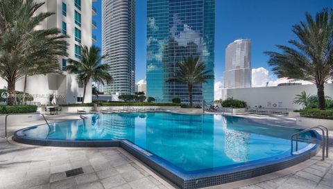 300 Biscayne Blvd
