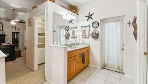 1900 Griff Wood Ct