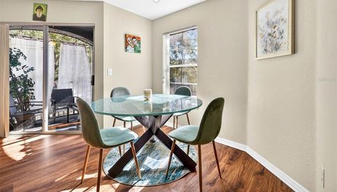 8517 ISLAND BREEZE LANE