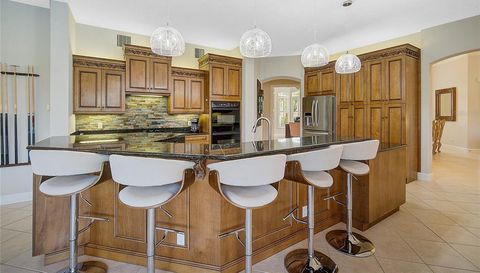 2123 Calusa Lakes