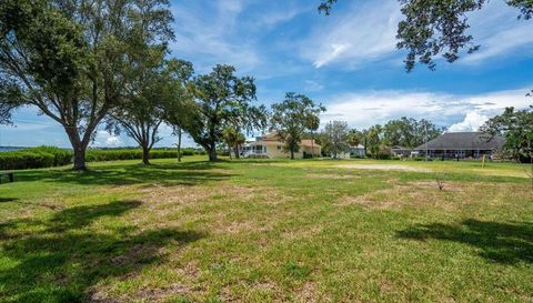 2110 4TH STREET COURT W