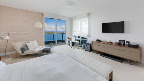 1331 Brickell Bay Dr