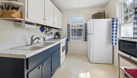 821 N 5th Street