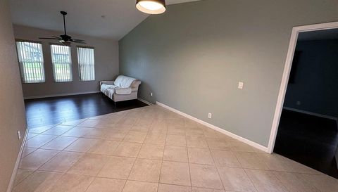 5052 Woodstone Circle