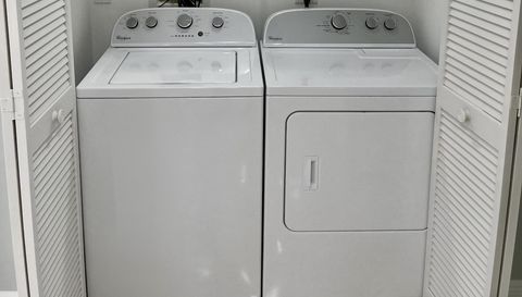 5951 Wellesley Park Dr