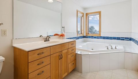 2728 Headland Court SW