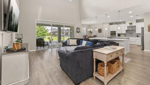 1113 FIELDSTONE CIRCLE