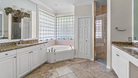 6135 Vista Linda Lane