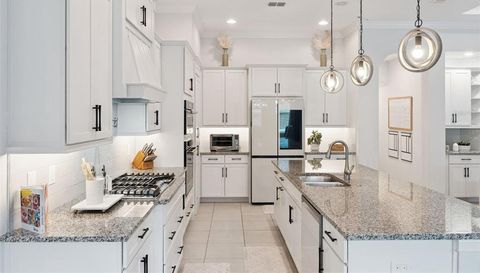 671 CANOPY ESTATES DRIVE