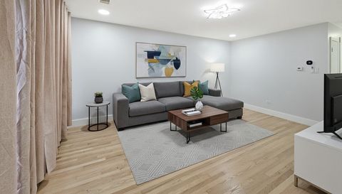 4743 S Keeler Avenue