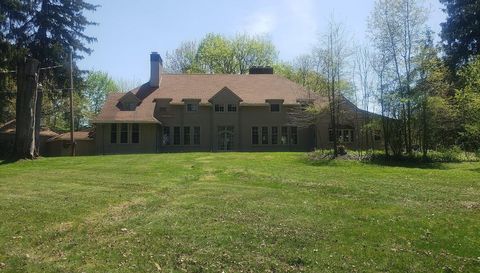 739 Cohasset Dr