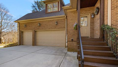 2379 Metcalf Dr