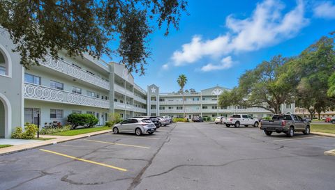 2257 World Pkwy Blvd W