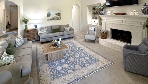 2911 Tracy Lynn Ln