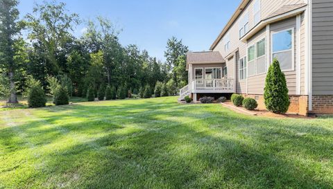 1016 Kara Ct