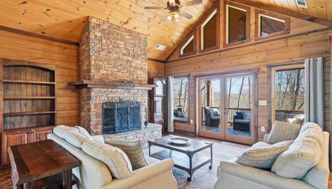 605 Toccoa Preserve Lane