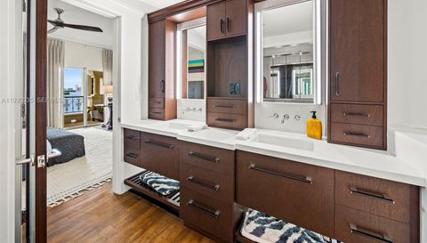 2245 Fisher Island Dr