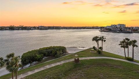 8040 SAILBOAT KEY BOULEVARD S