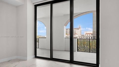 275 Giralda Ave