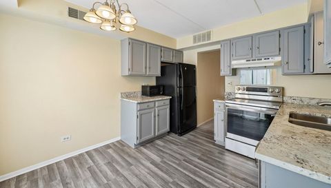 5401 Chateau Dr