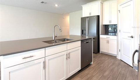 2638 CAMDEN PARK LOOP