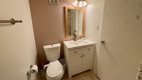 18 E Old Willow Road