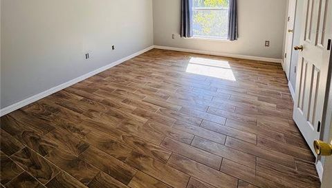 2050 CORNER GLEN DRIVE