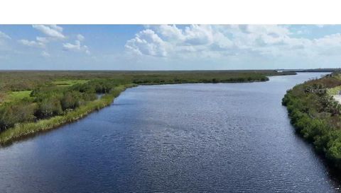 7949 LAKES EDGE LANE