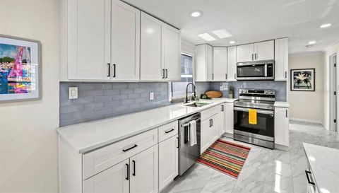 578 - 580 COMPANION WAY