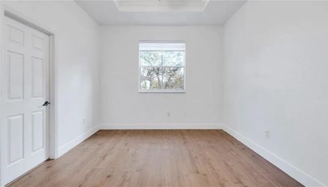 4921 SW 140th Terrace