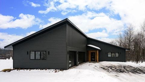 4929 Wild Rose Trail