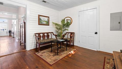 3251 Cottage Hill