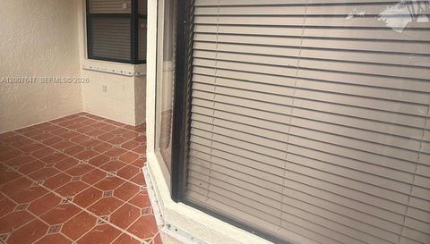1004 San Remo Cir